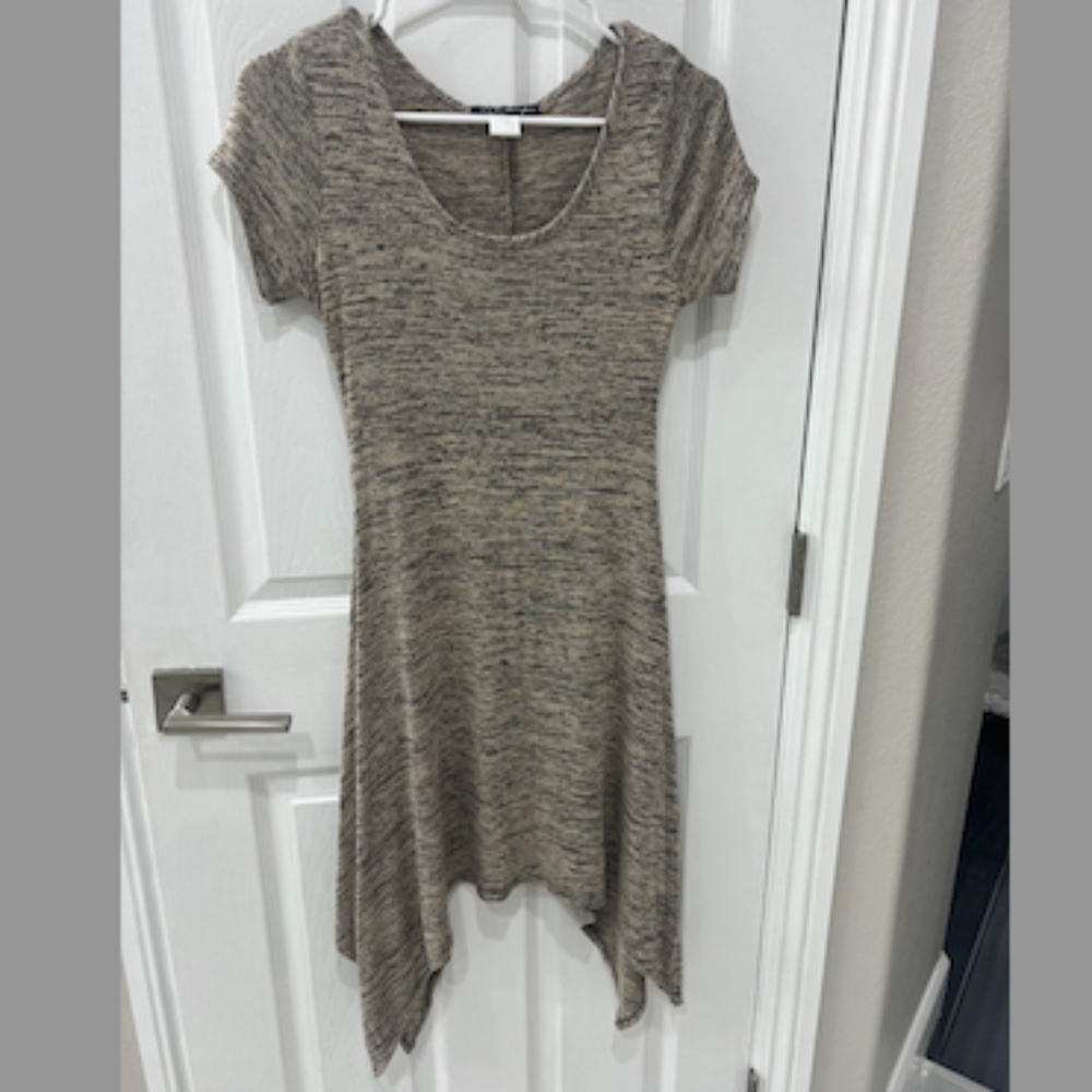 French Atmosphere Beige & Black Dress Size Medium